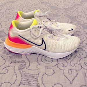 Nike Renew sneakers size 8